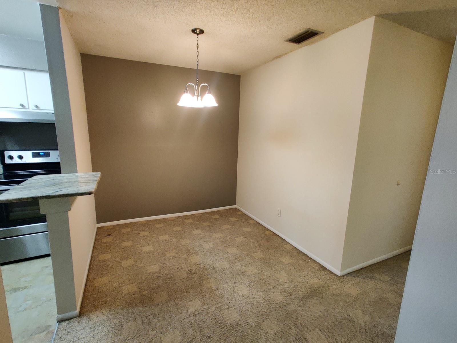 Image 8 of 28 For 177 Springwood Circle D