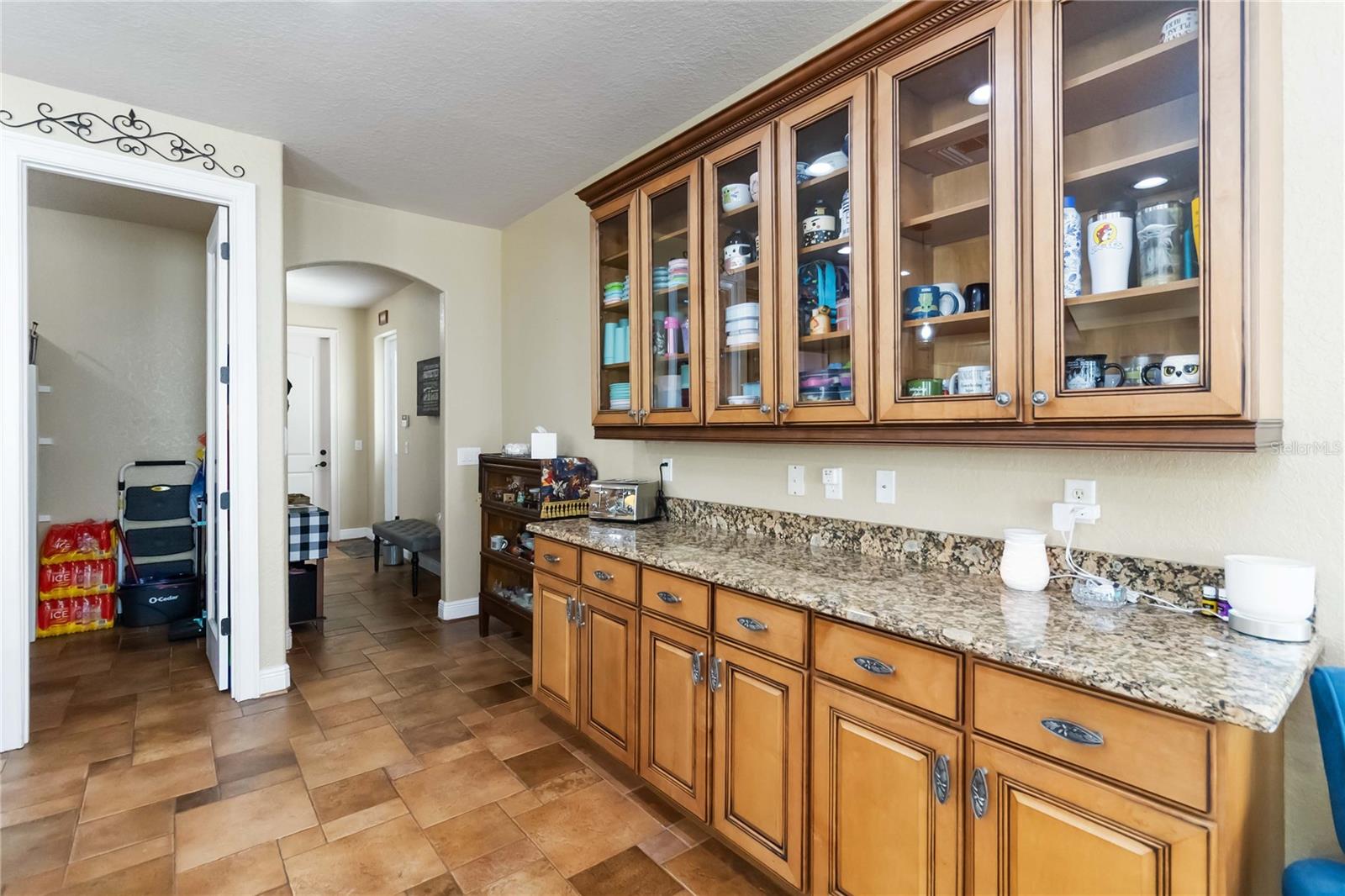 Image 11 of 56 For 5920 Edgerton Avenue