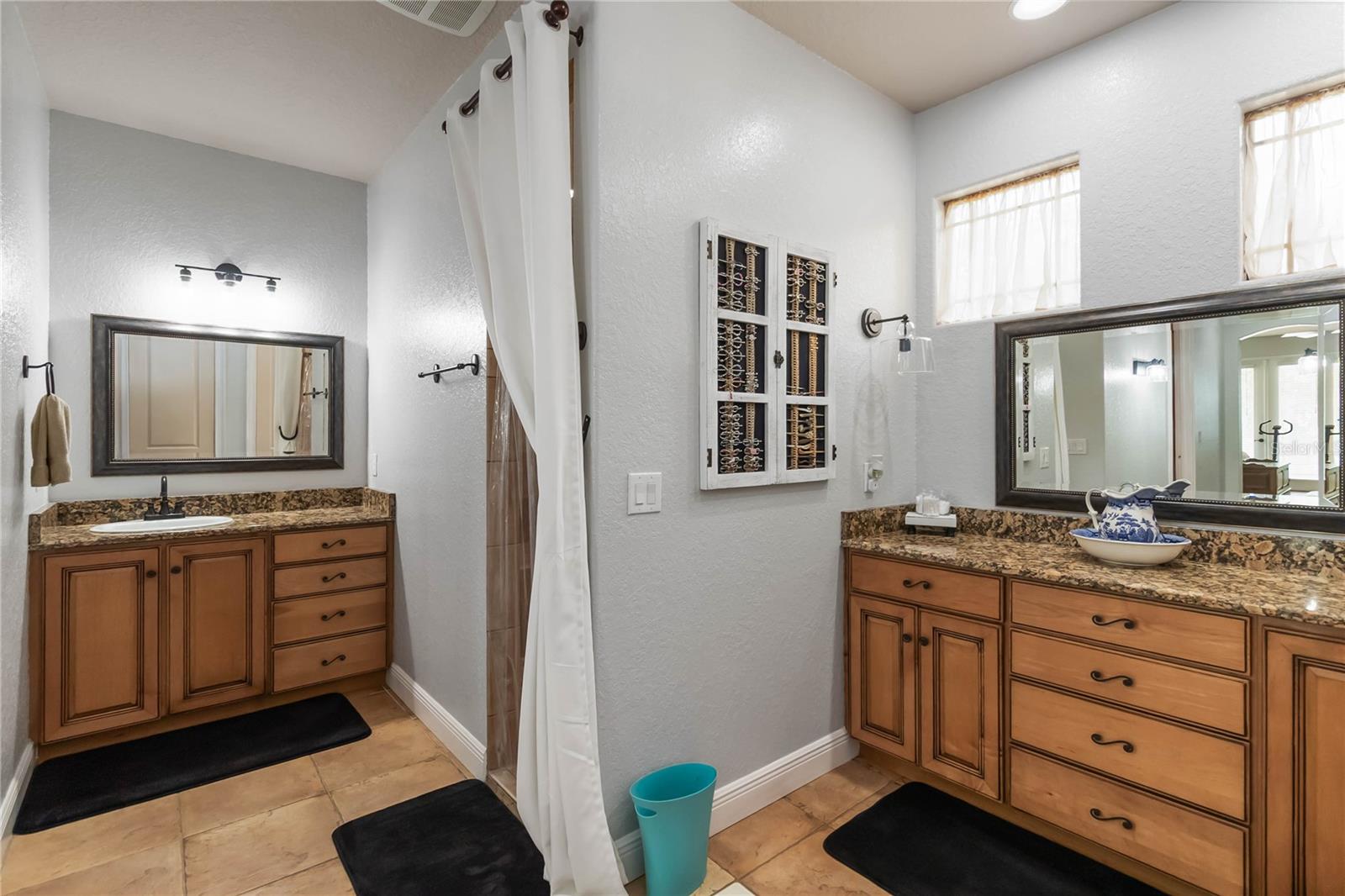 Image 20 of 56 For 5920 Edgerton Avenue