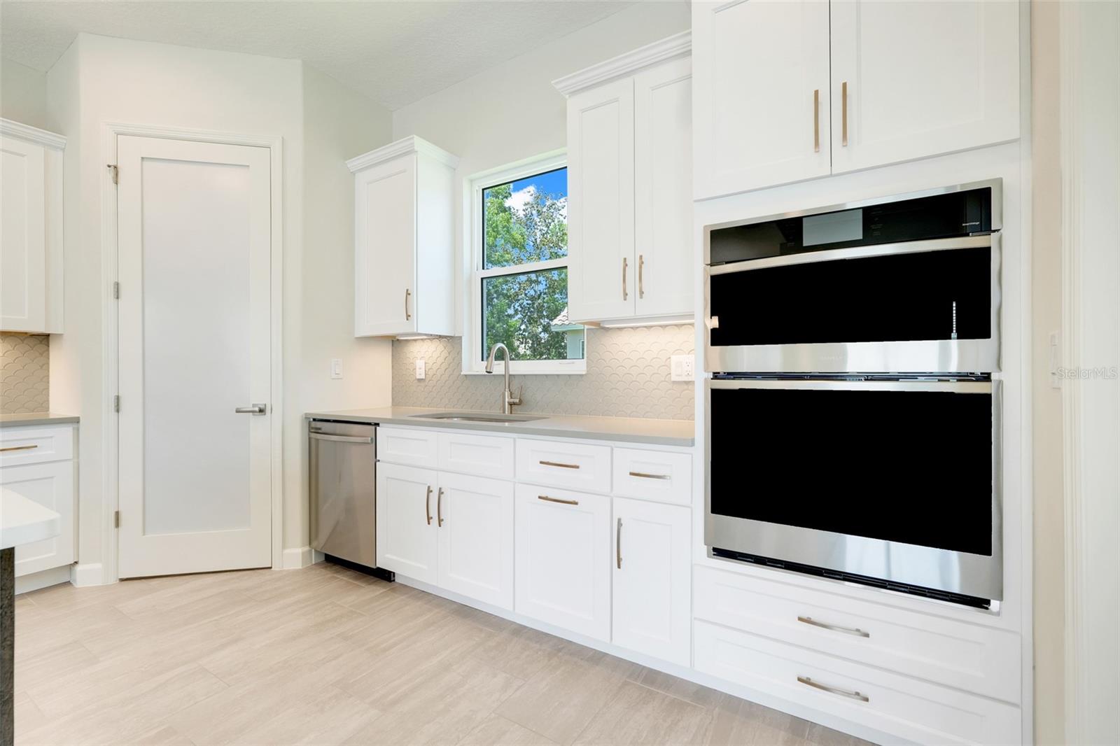 Image 22 of 47 For 132 New Leatherwood Drive