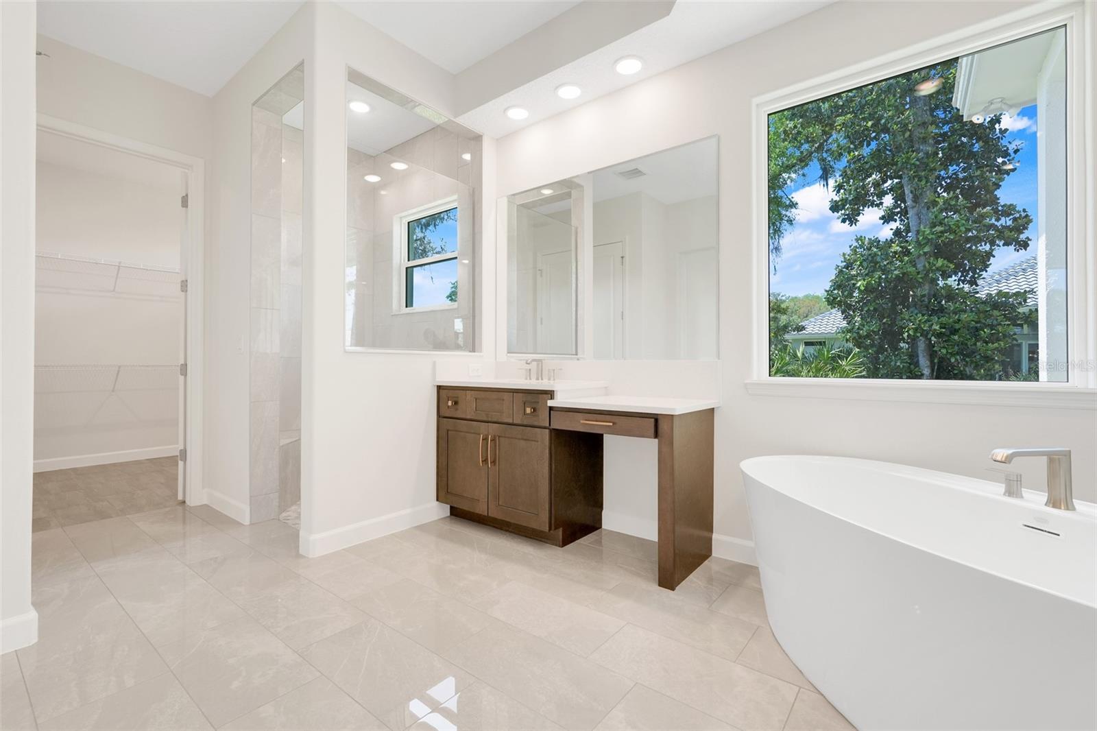 Image 31 of 47 For 132 New Leatherwood Drive