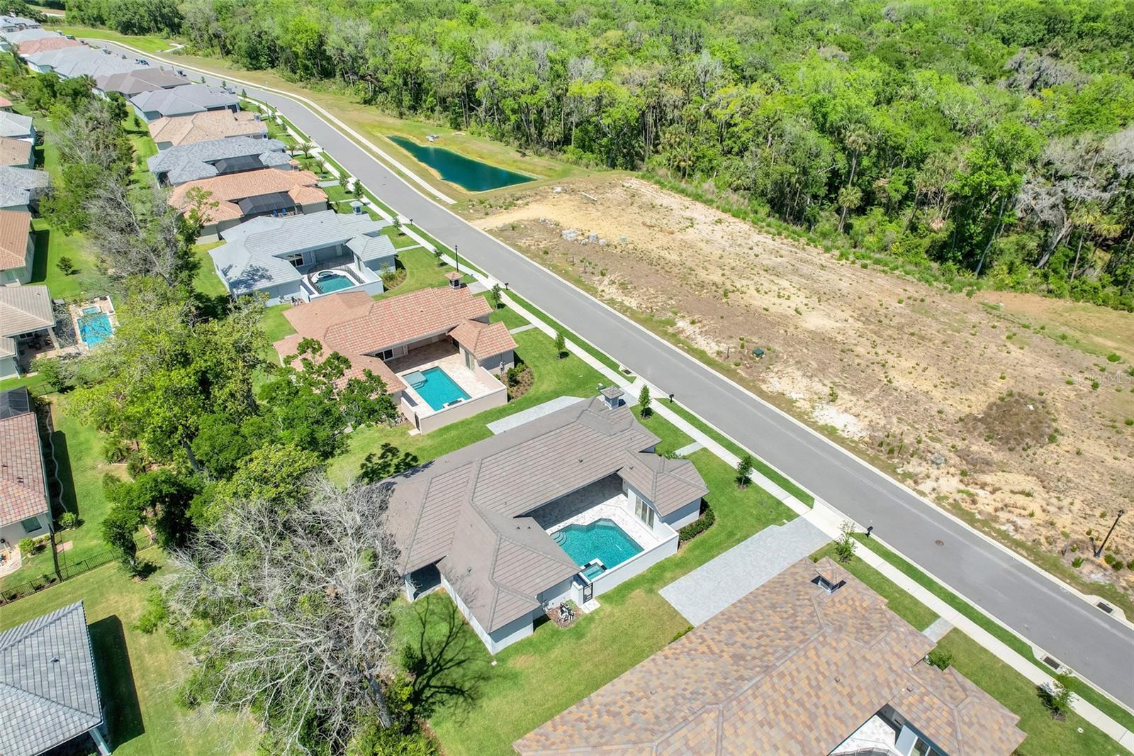 Image 9 of 47 For 132 New Leatherwood Drive