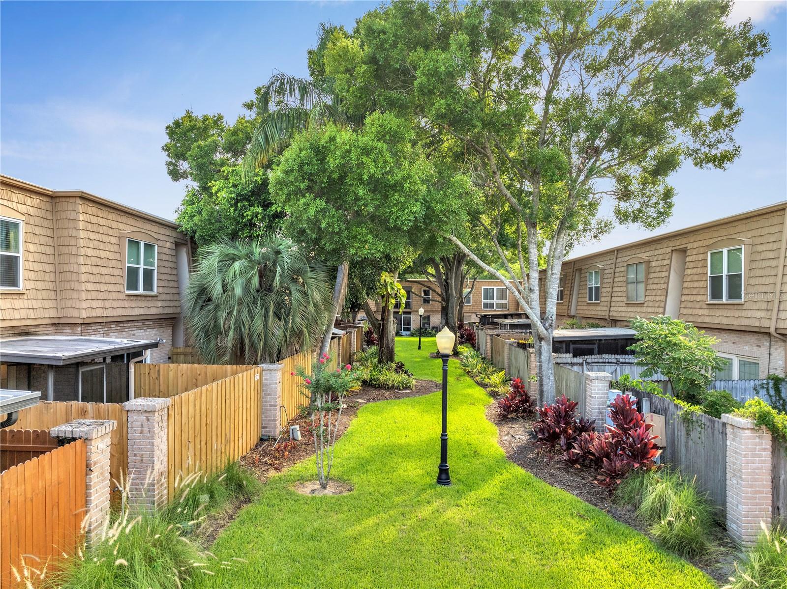 Image 29 of 53 For 200 Saint Andrews Boulevard 2306