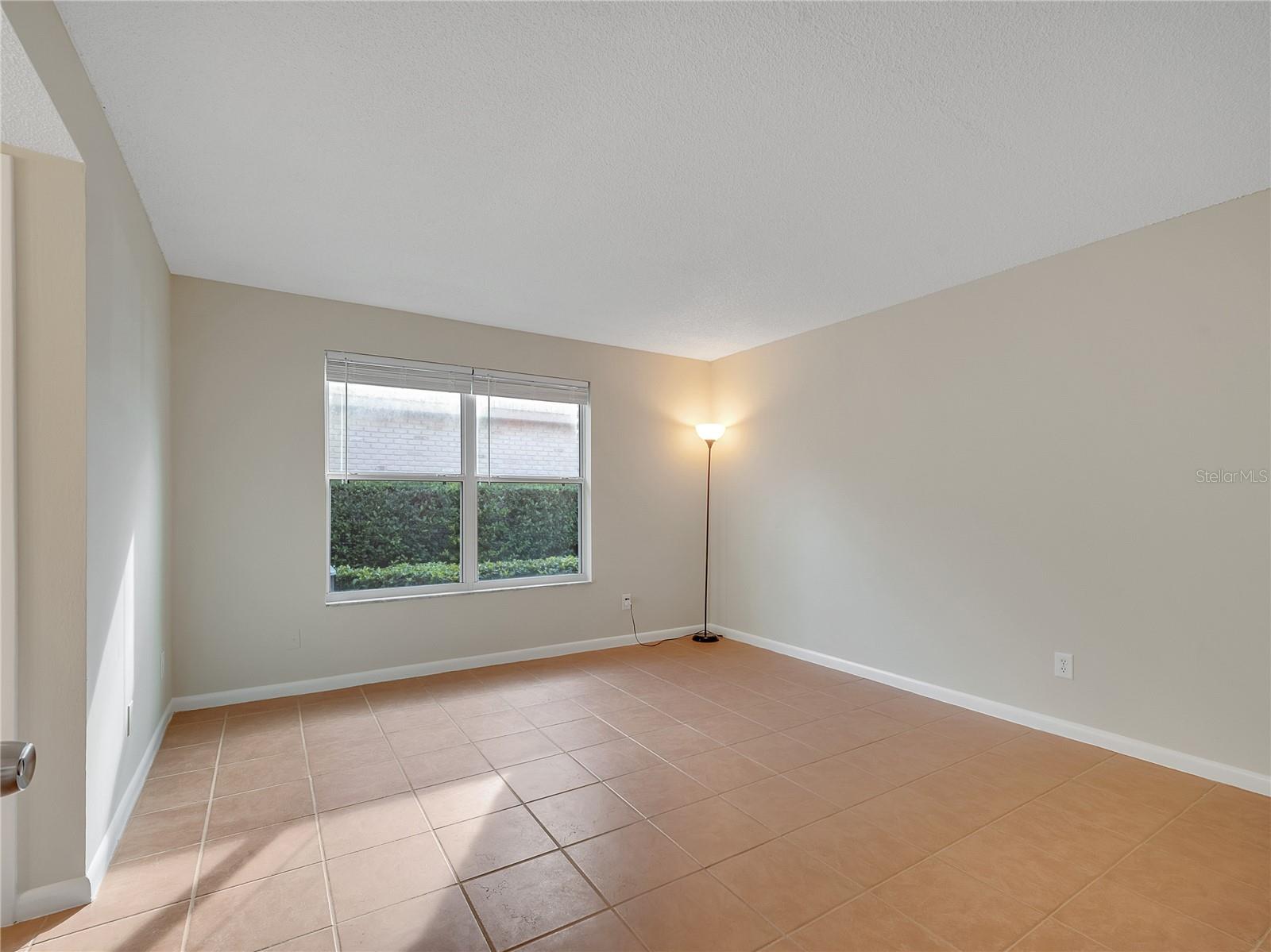 Image 38 of 53 For 200 Saint Andrews Boulevard 2306