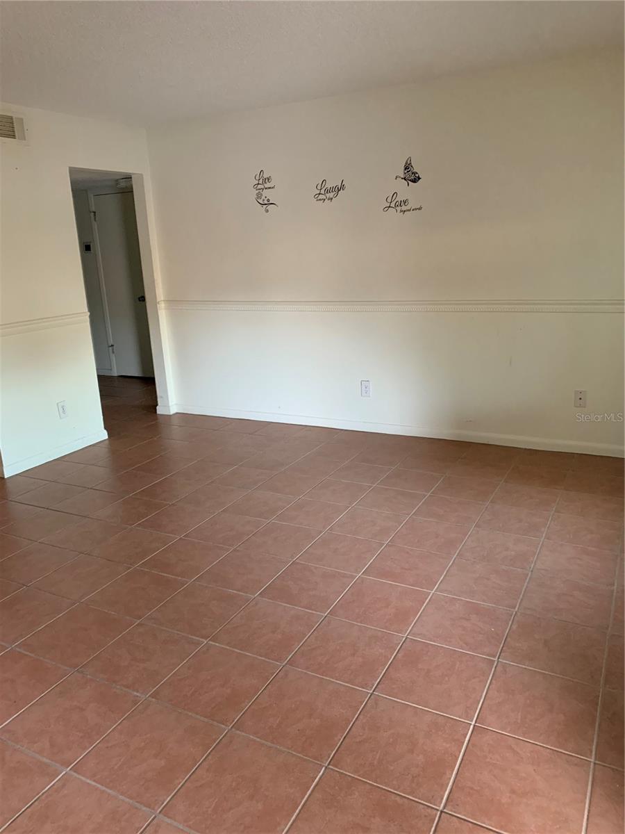 Image 9 of 11 For 200 Saint Andrews Boulevard 2306