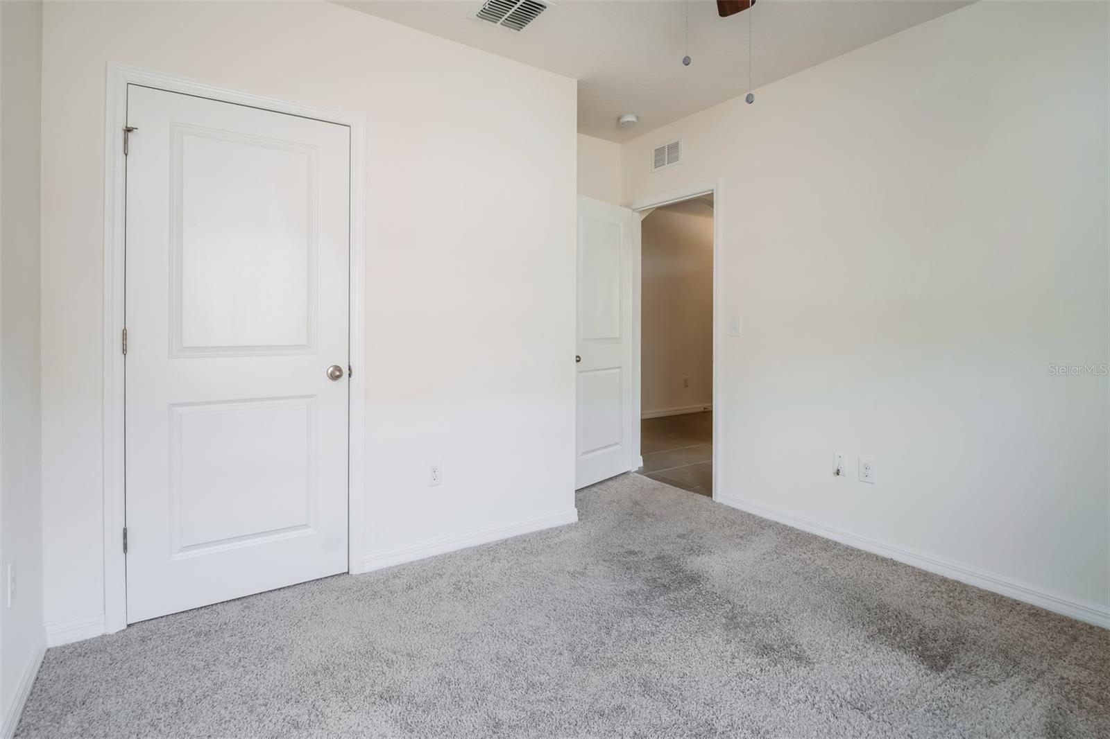 Image 13 of 16 For 9607 Highland Ridge Drive