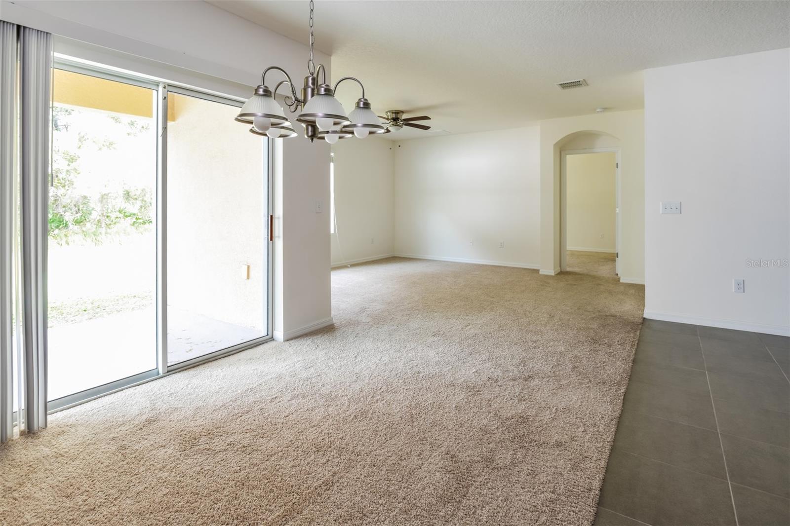 Image 5 of 16 For 9607 Highland Ridge Drive