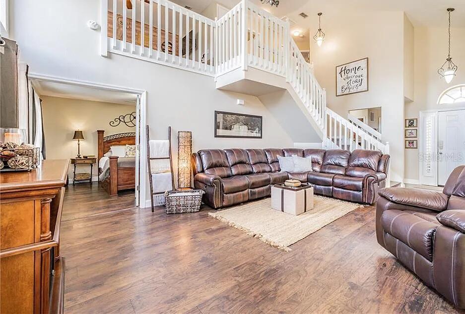 Image 8 of 27 For 31141 Harthorn Court