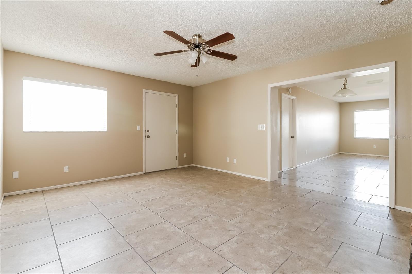 Image 3 of 15 For 10302 Palm Lake Boulevard