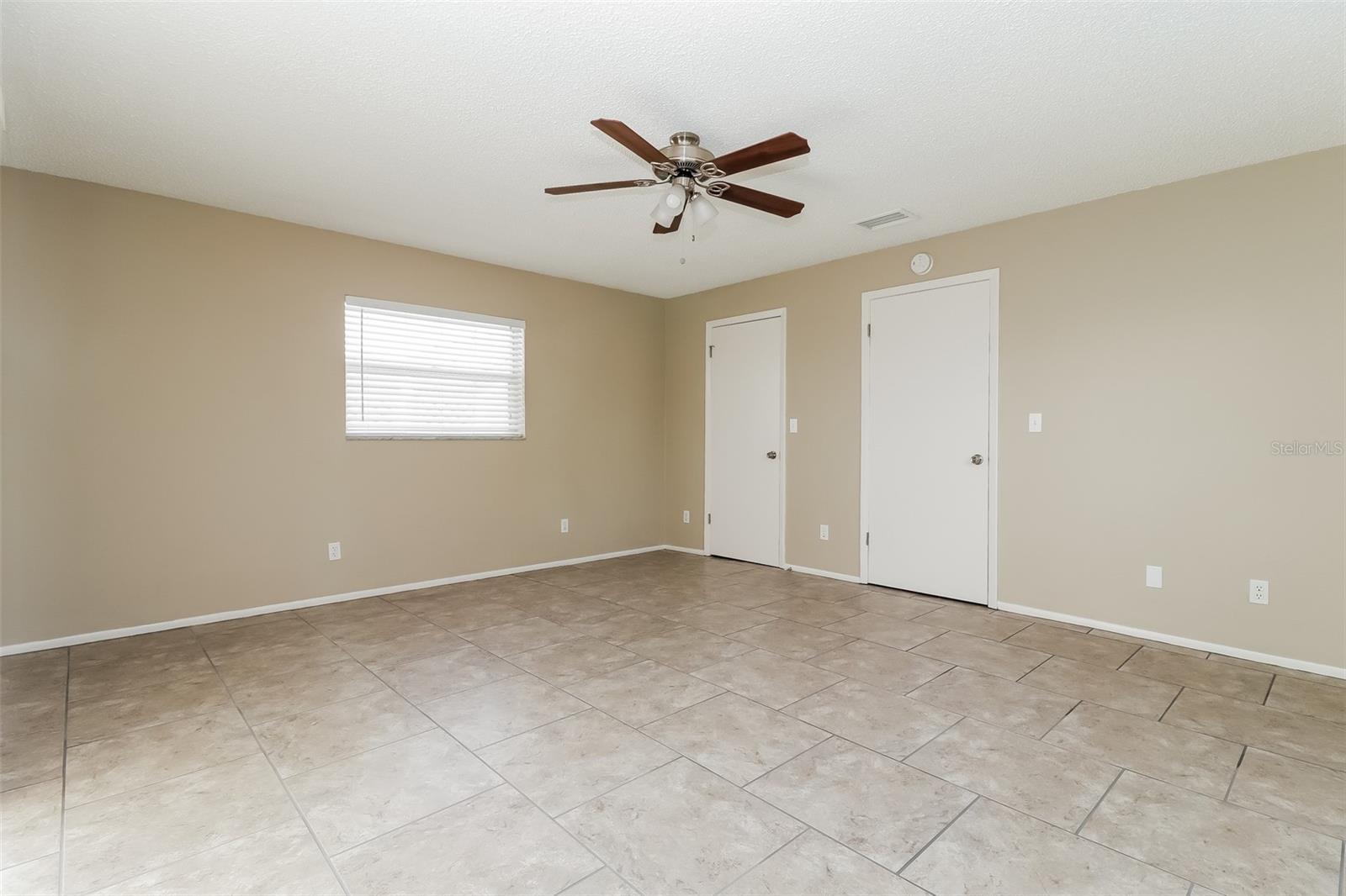 Image 9 of 15 For 10302 Palm Lake Boulevard