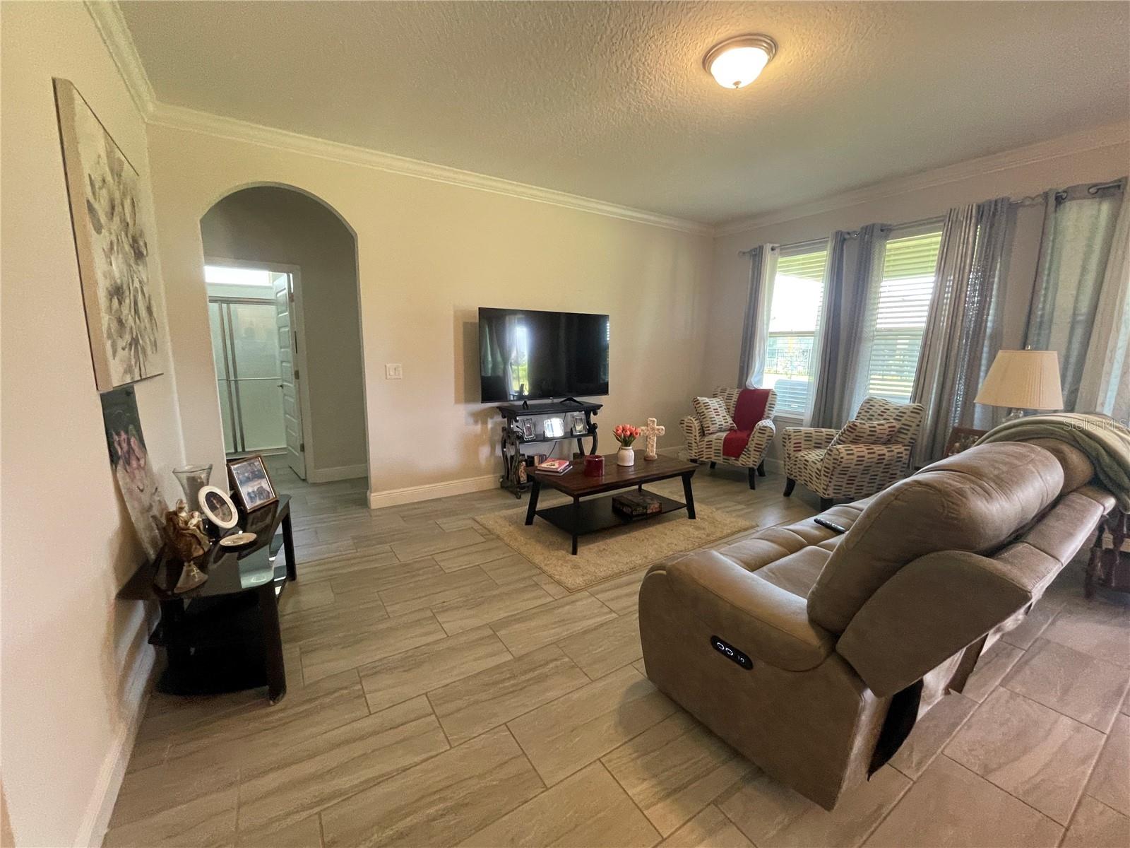 Image 11 of 34 For 10134 Atwater Bay Drive