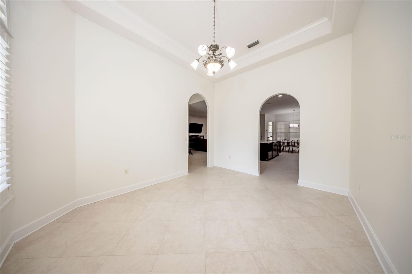 Image 11 of 48 For 878 Cardinal Pointe Cove