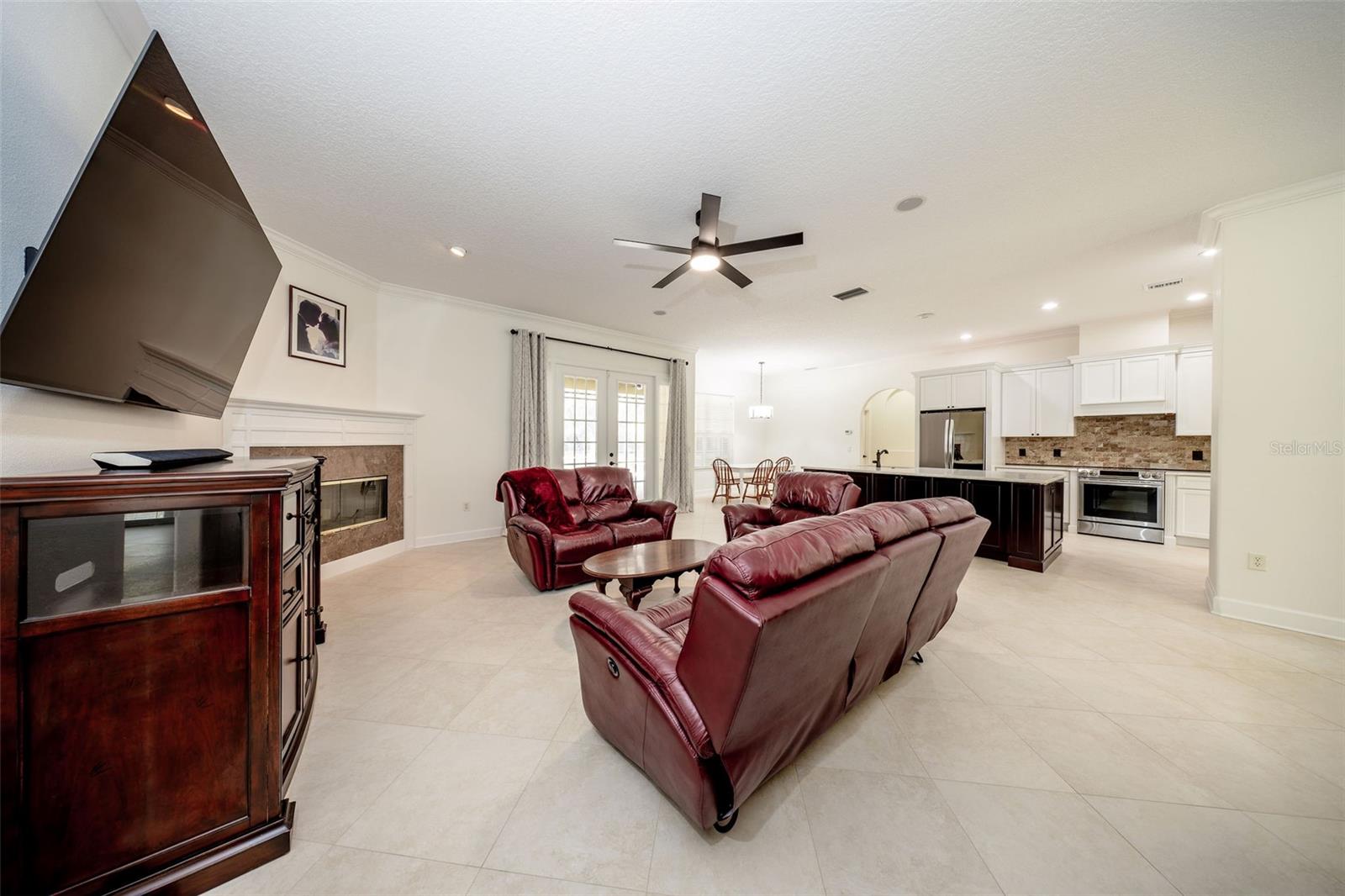 Image 19 of 48 For 878 Cardinal Pointe Cove