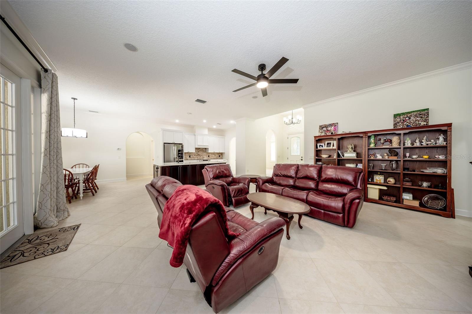 Image 20 of 48 For 878 Cardinal Pointe Cove