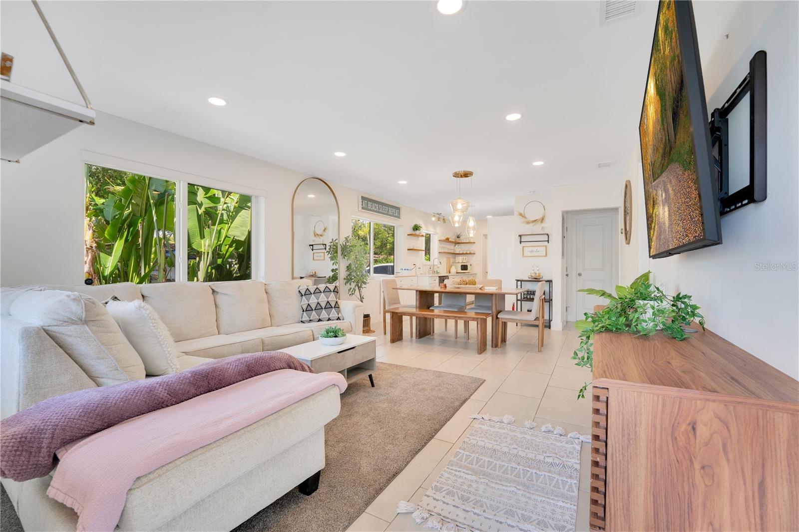 Image 4 of 20 For 1001 4th Street
