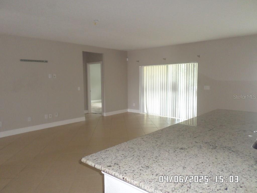 Image 4 of 13 For 9486 Oglethorpe Drive