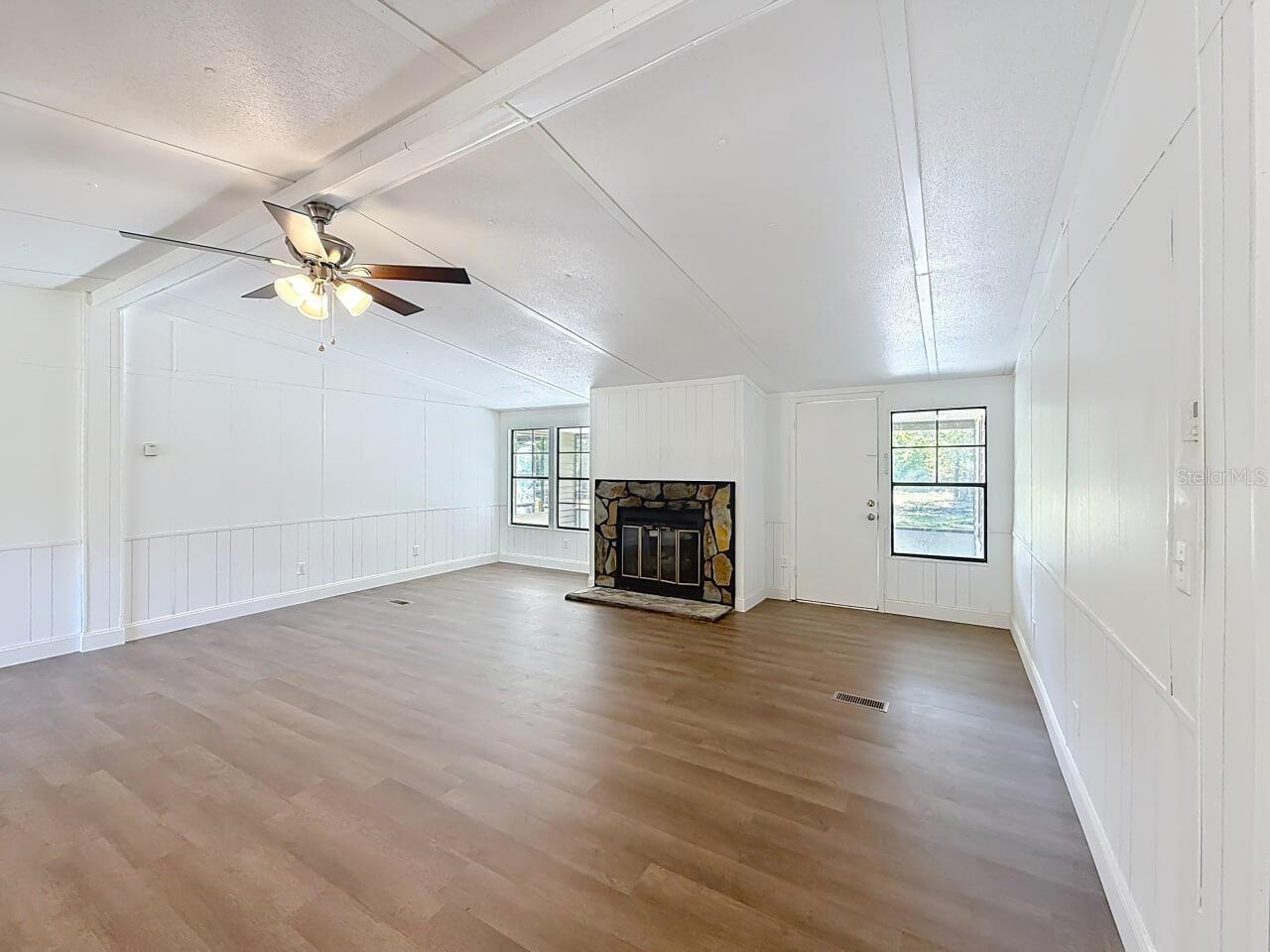 Image 7 of 20 For 7951 120th Avenue
