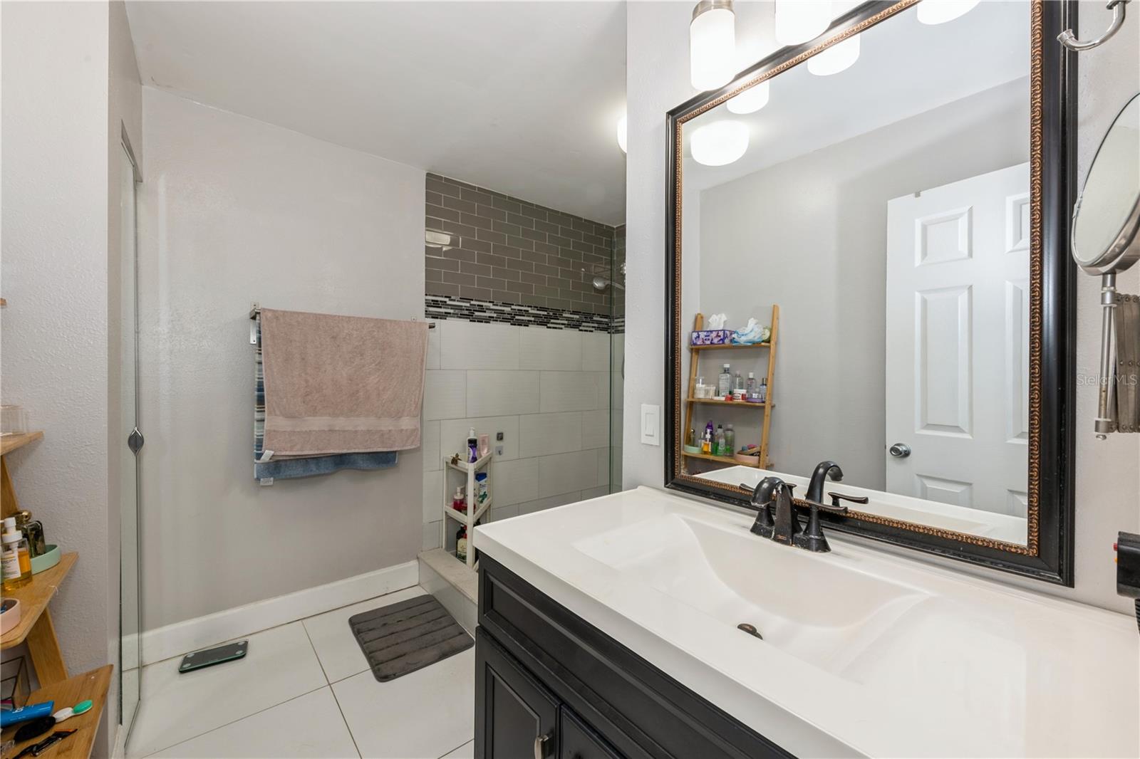 Image 31 of 44 For 5125 Cypress Creek Drive 2