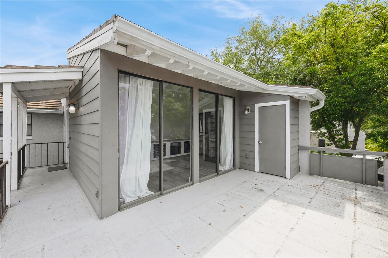 Image 4 of 44 For 5125 Cypress Creek Drive 2