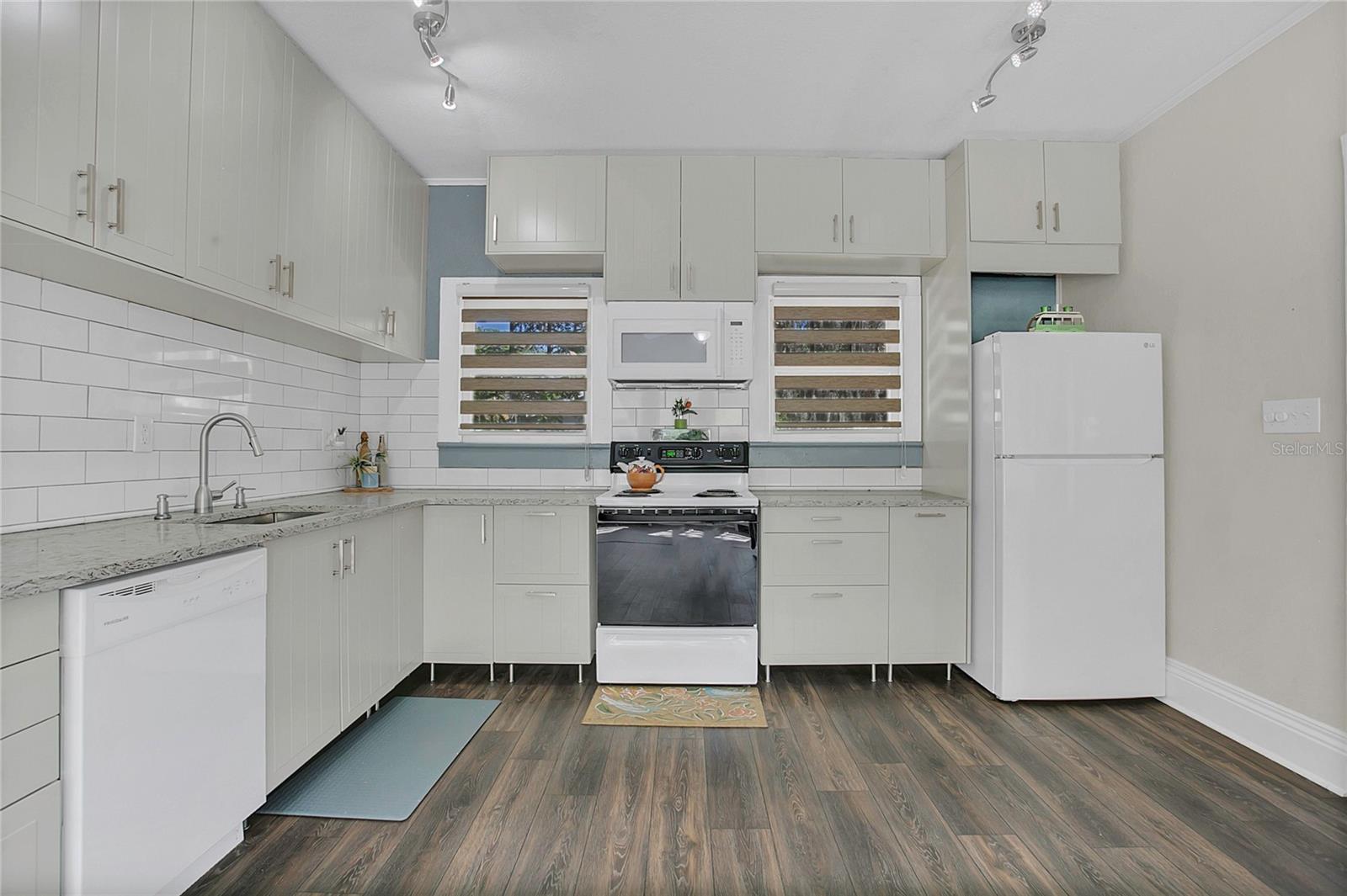 Image 5 of 34 For 1209 Myrtle Avenue