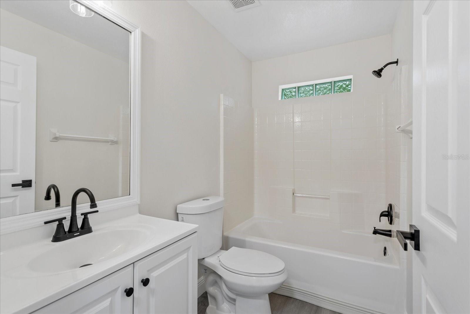 Image 13 of 15 For 689 Palmera Street