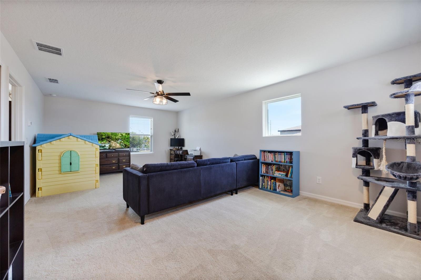 Image 20 of 37 For 5438 Carrara Court