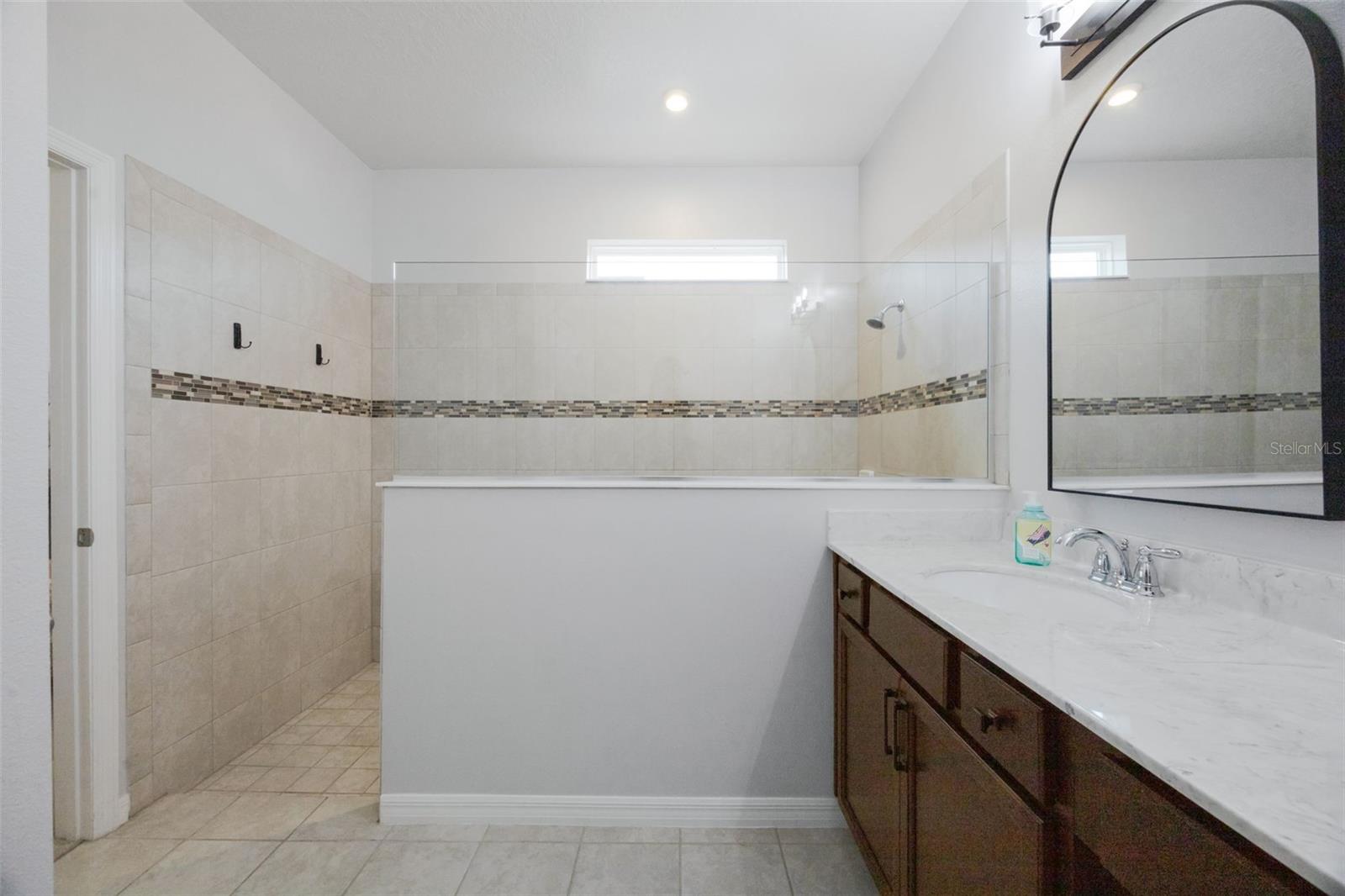 Image 26 of 37 For 5438 Carrara Court