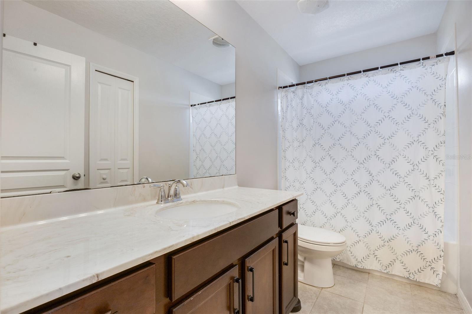 Image 33 of 37 For 5438 Carrara Court