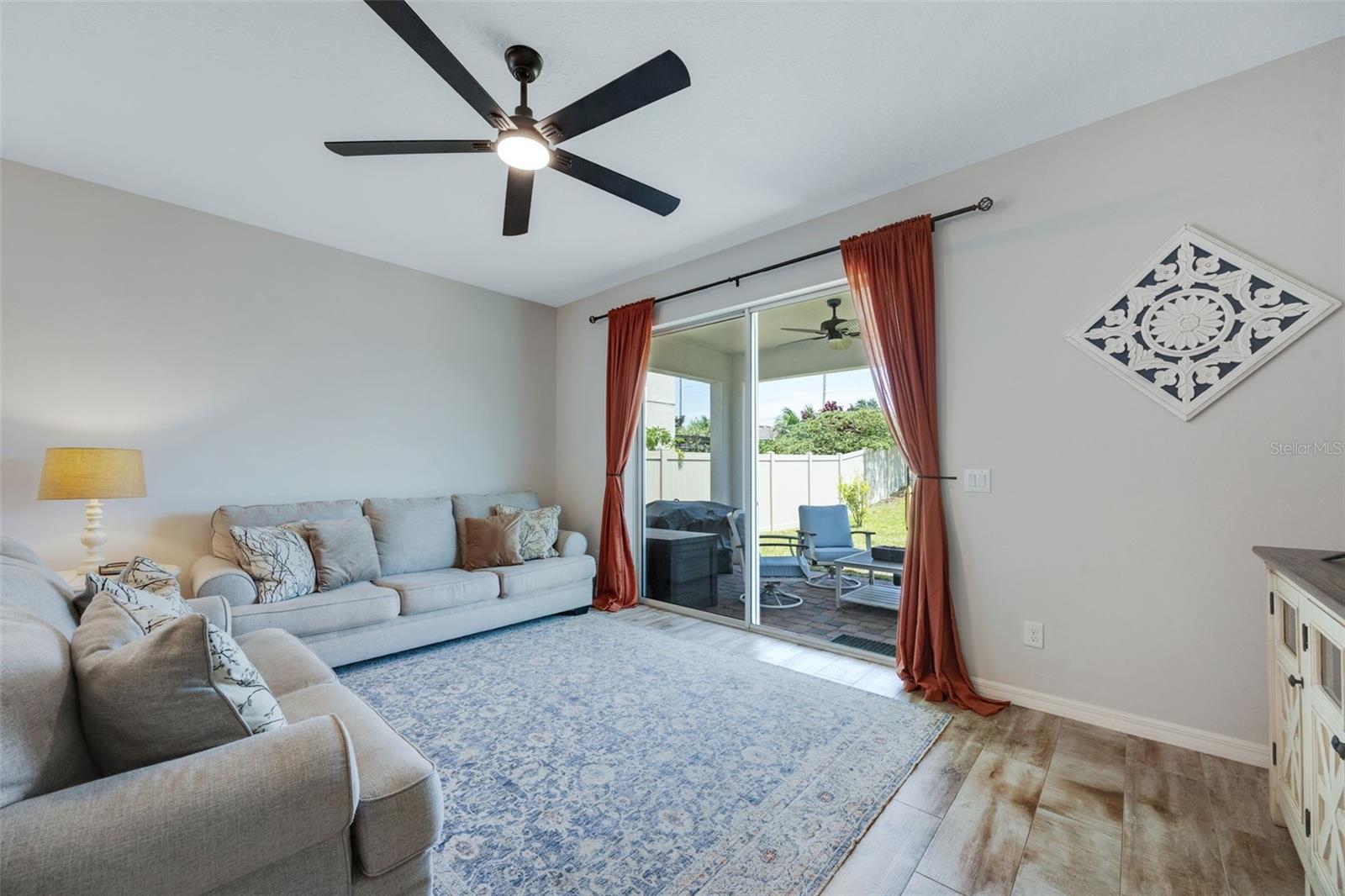 Image 8 of 37 For 5438 Carrara Court