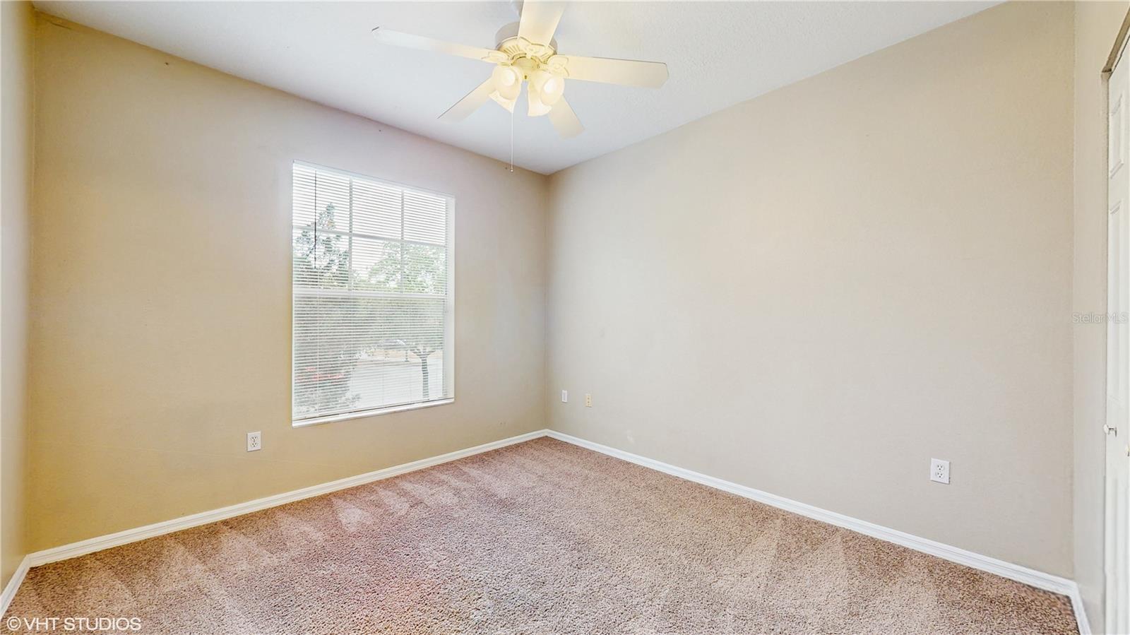Image 17 of 25 For 5512 Metrowest Boulevard 203