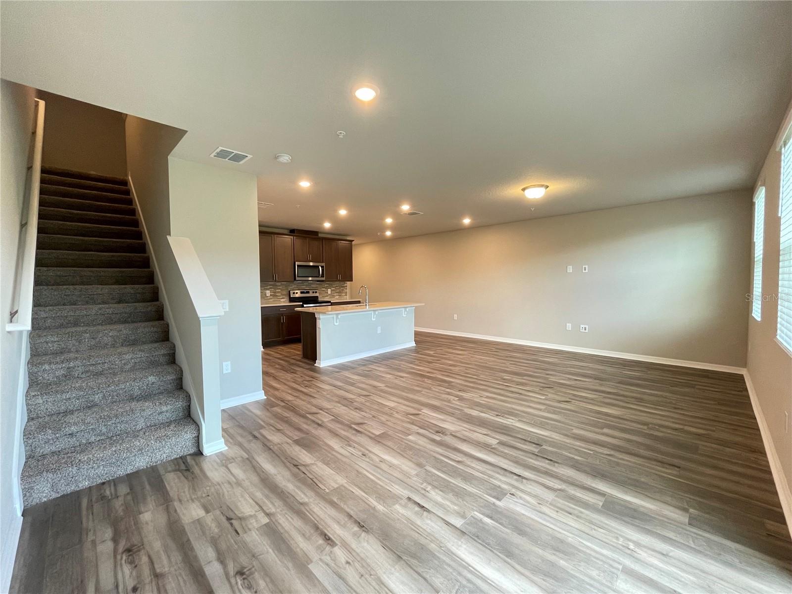 Image 8 of 26 For 2475 Sweet Viburnum Way