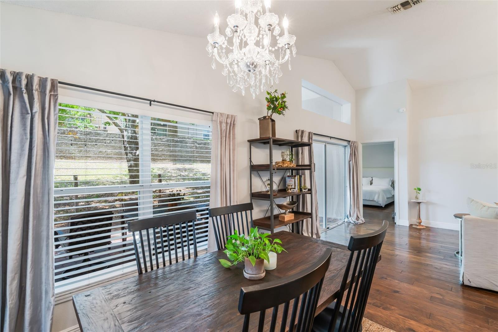 Image 10 of 42 For 17410 Woodfair Drive