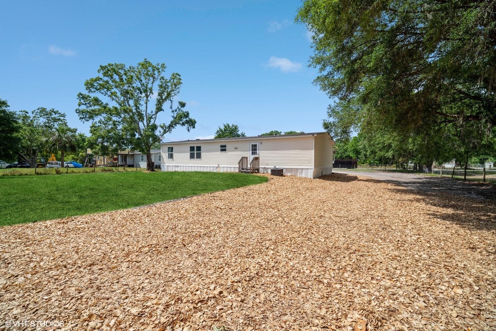 Image 21 of 25 For 8970 Atlas Drive