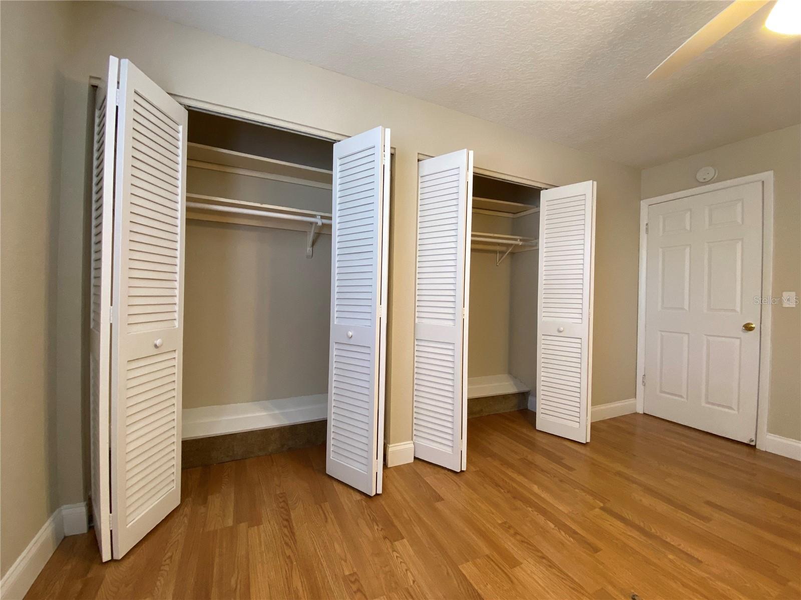 Image 12 of 14 For 412 Banyon Tree Circle 202