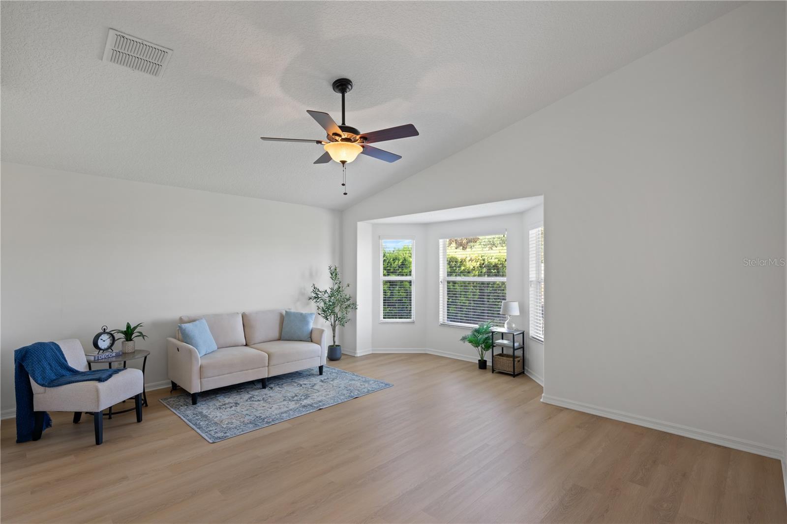 Image 11 of 37 For 1438 Portmoor Way