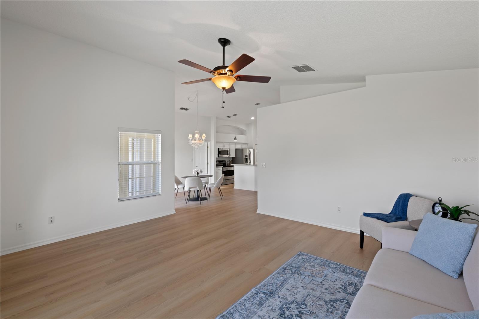 Image 12 of 37 For 1438 Portmoor Way