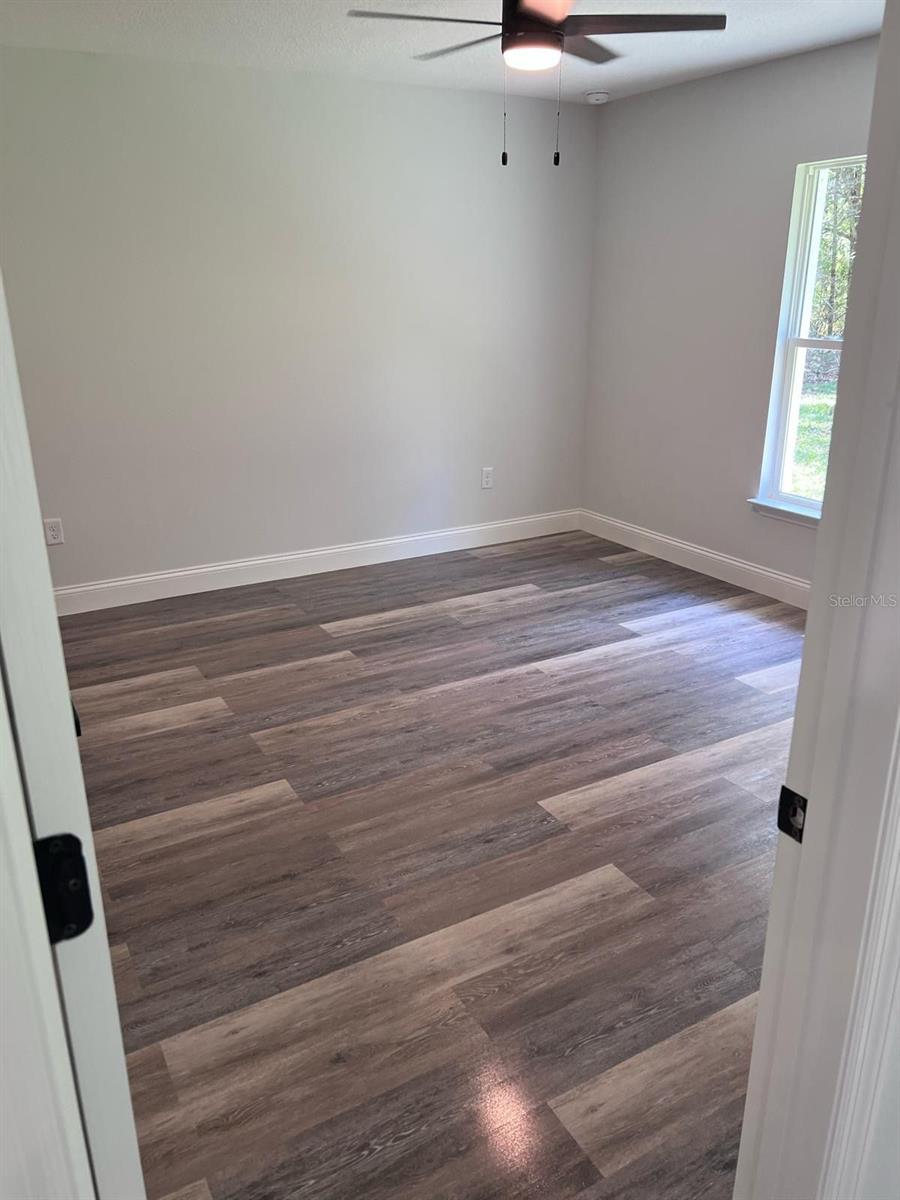 Image 2 of 18 For 2955 Hampshire Boulevard