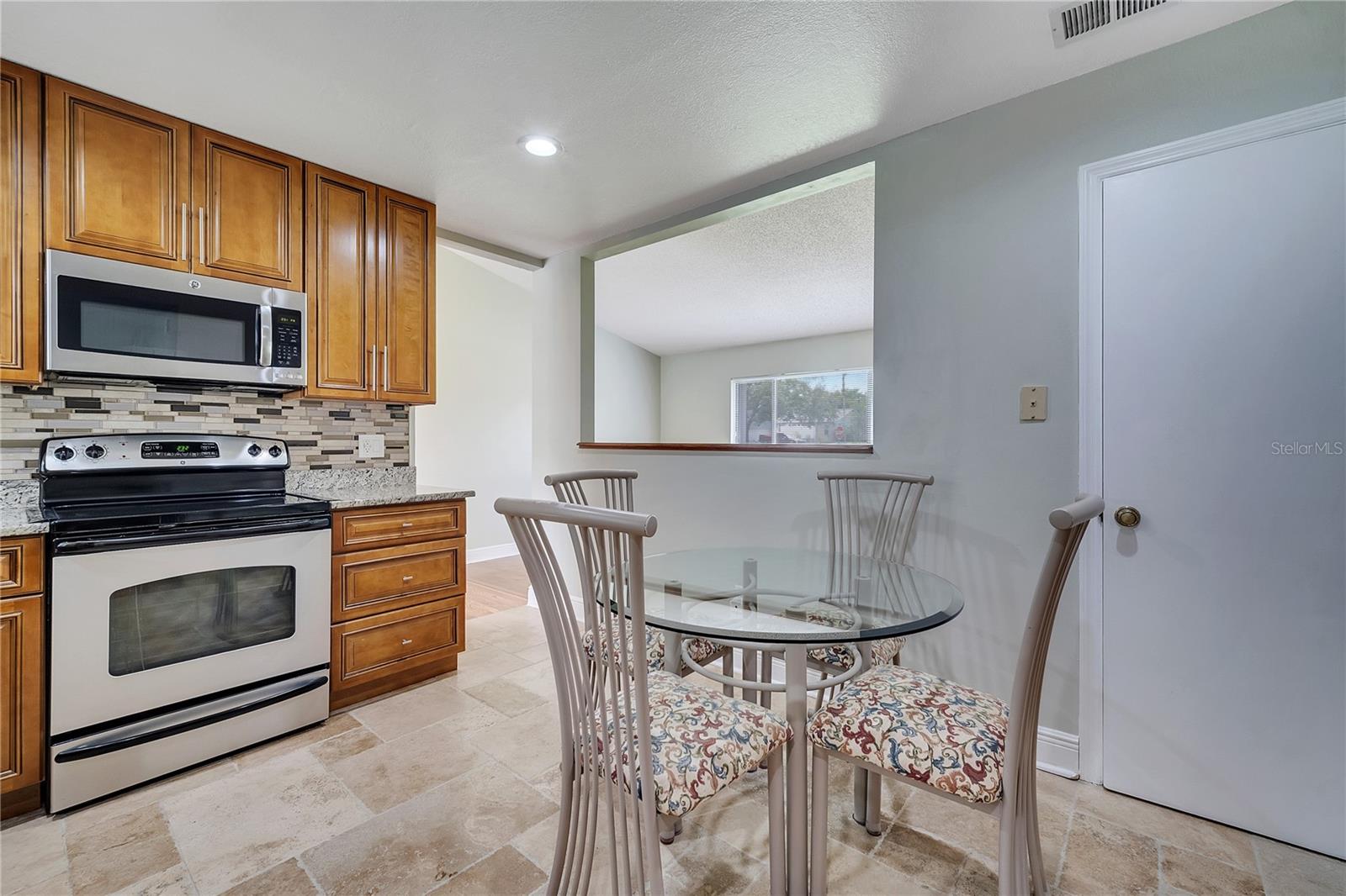 Image 20 of 66 For 819 Haulover Drive