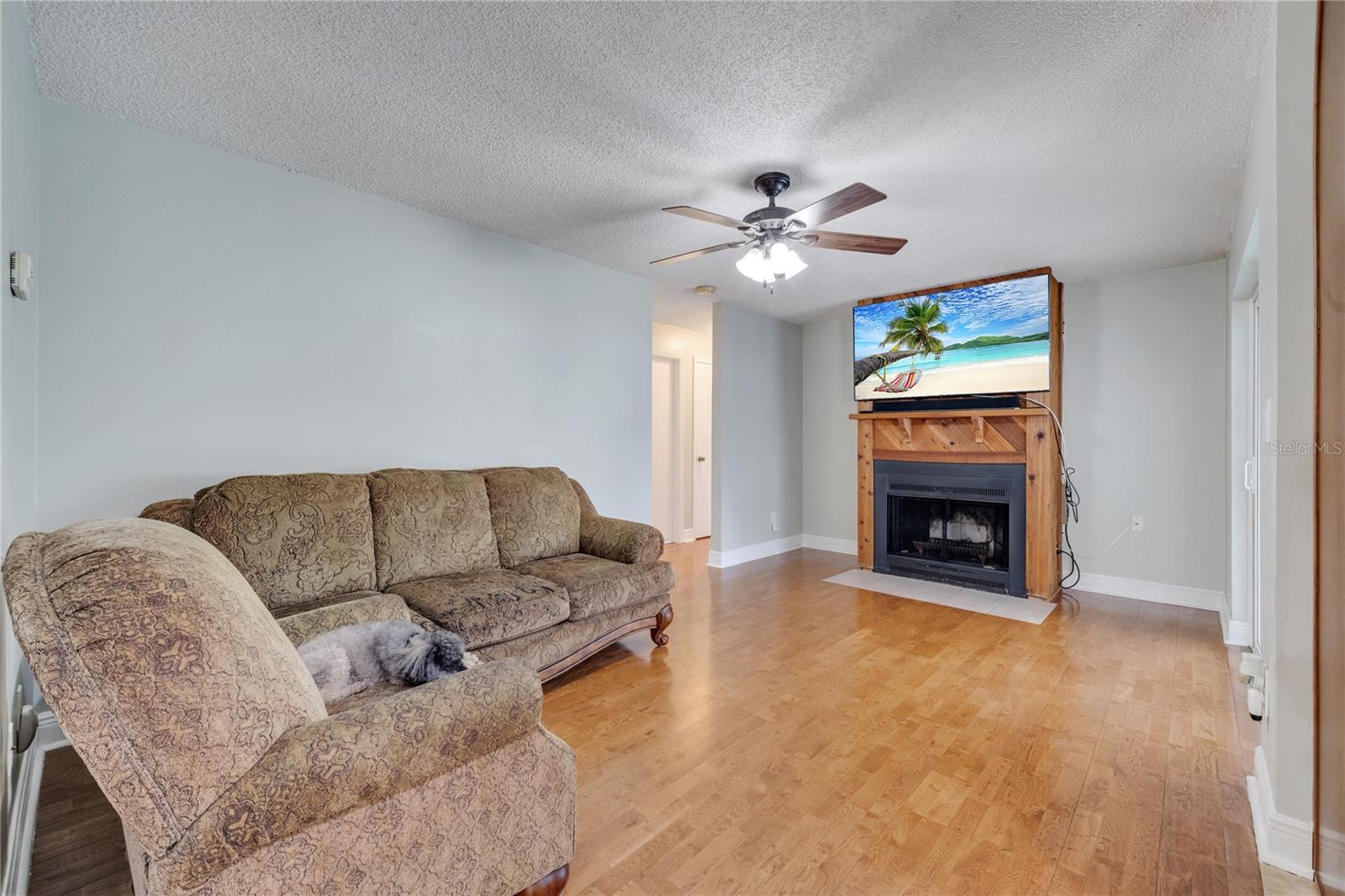 Image 27 of 66 For 819 Haulover Drive