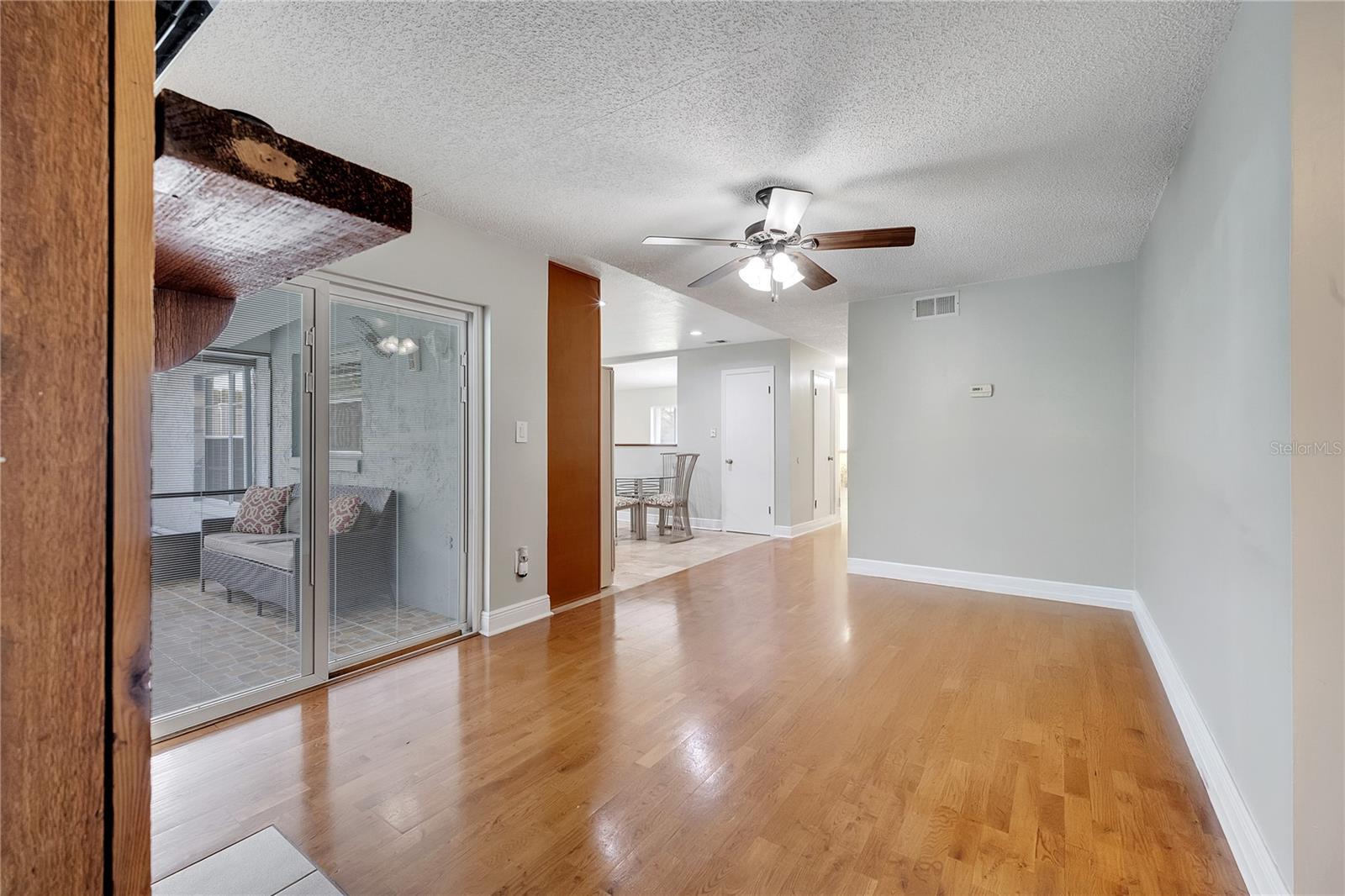 Image 28 of 66 For 819 Haulover Drive