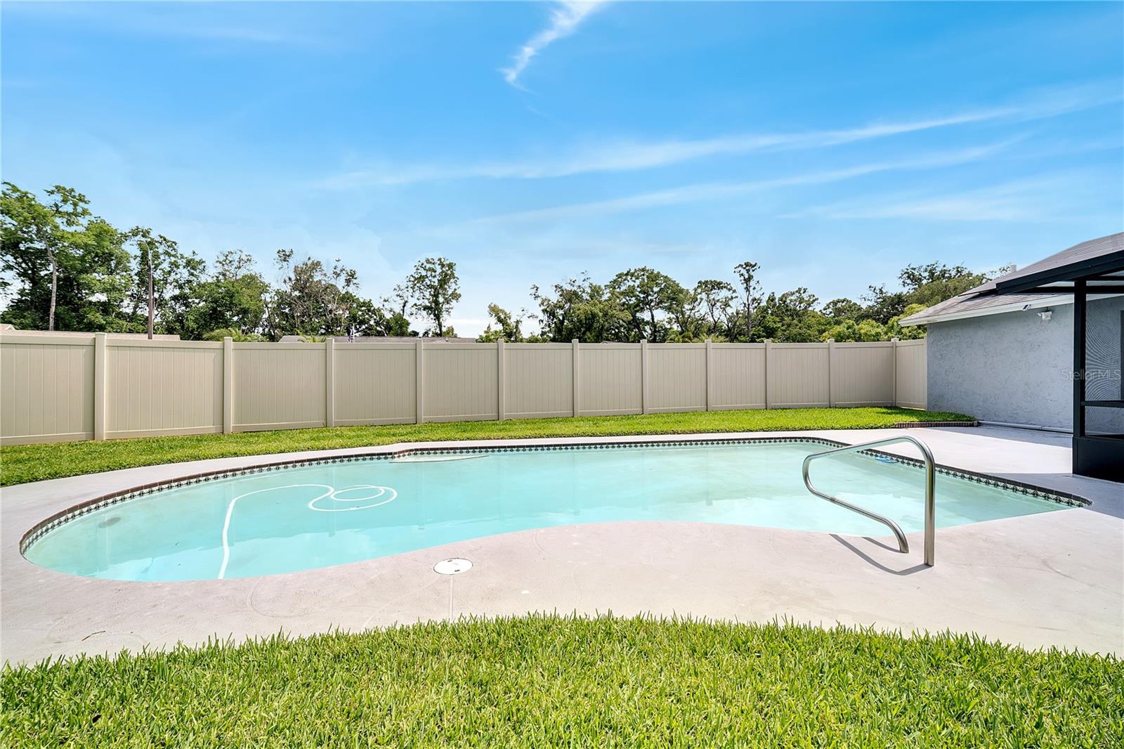 Image 45 of 66 For 819 Haulover Drive