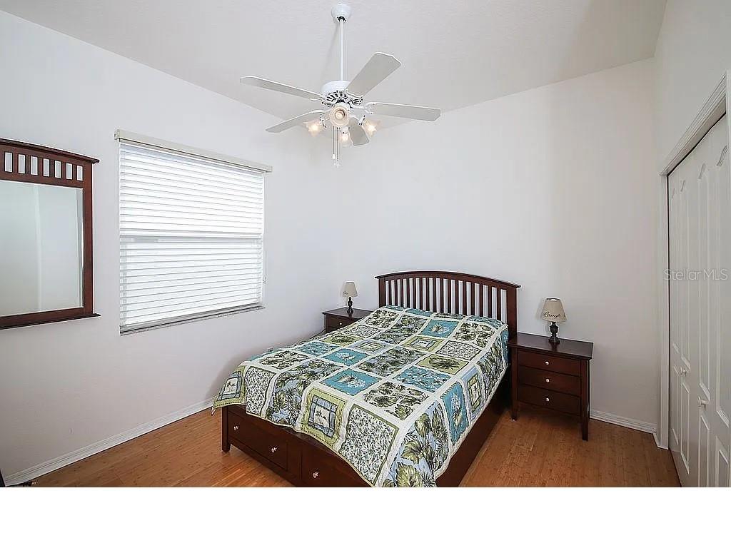 Image 16 of 25 For 470 Bermuda Isles Circle