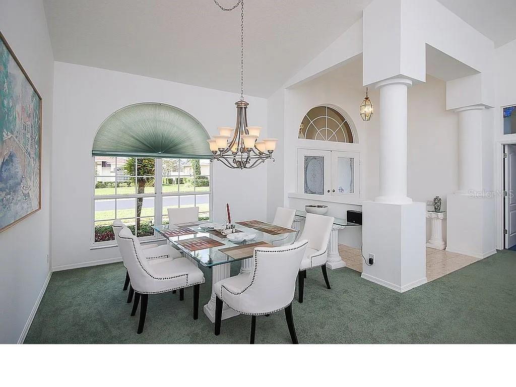 Image 4 of 25 For 470 Bermuda Isles Circle