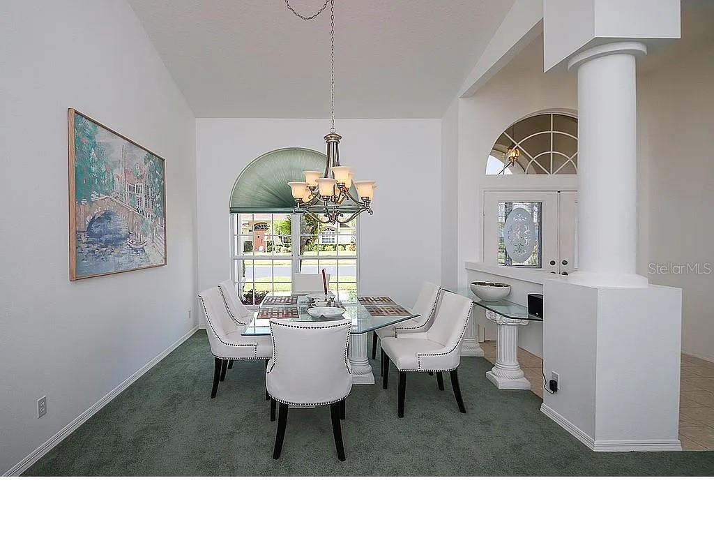 Image 5 of 25 For 470 Bermuda Isles Circle
