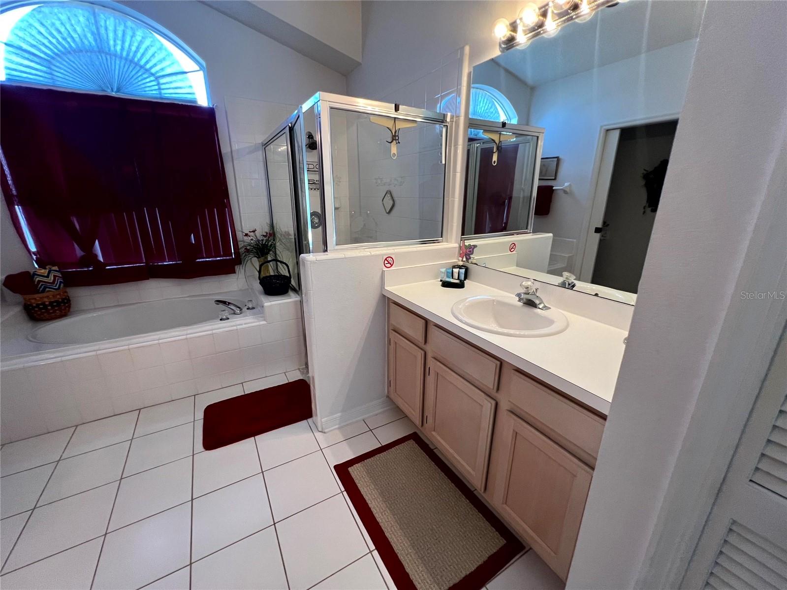 Image 10 of 39 For 2793 Picadilly Circle