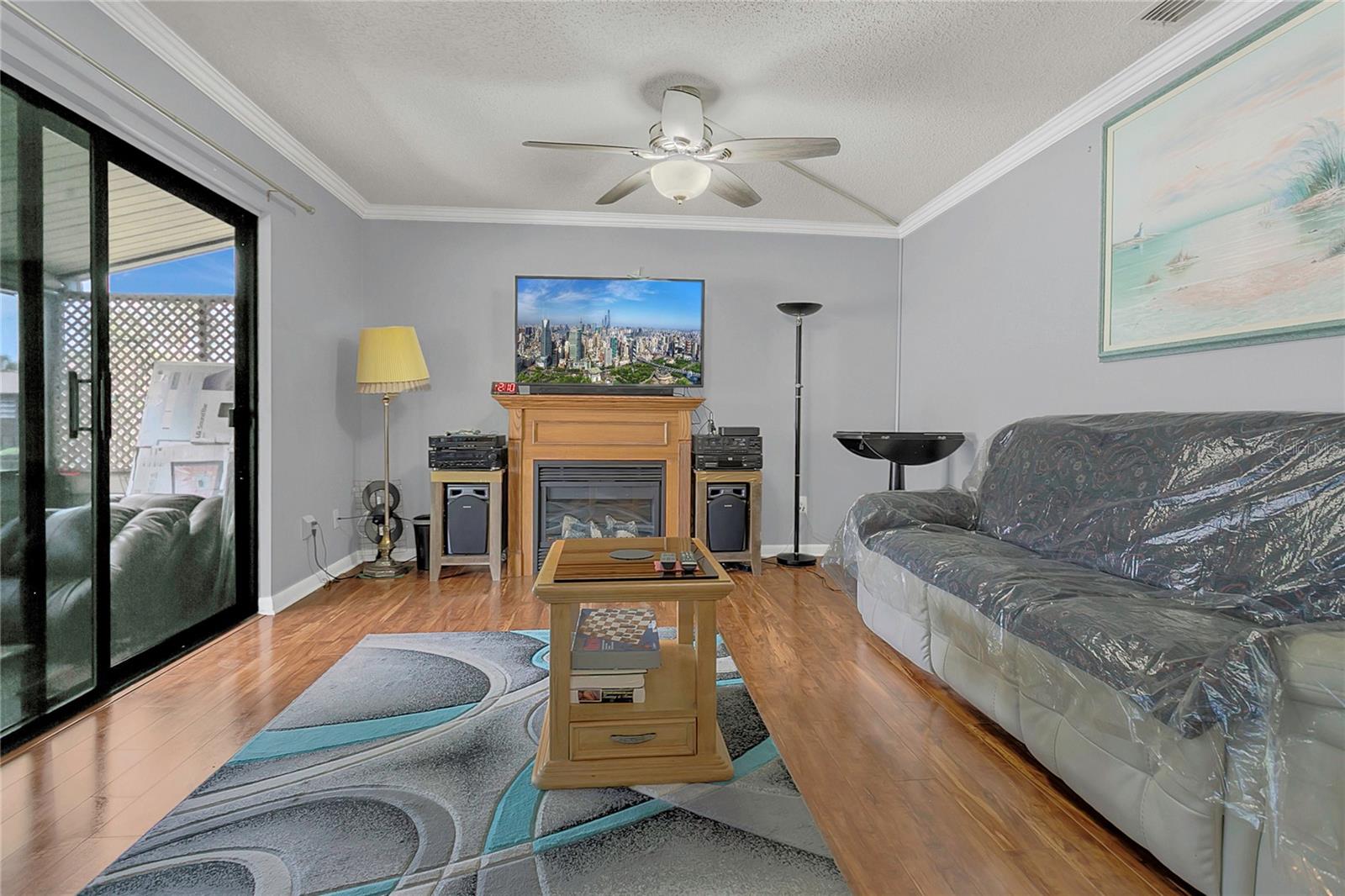 Image 13 of 32 For 516 Bahia Circle B