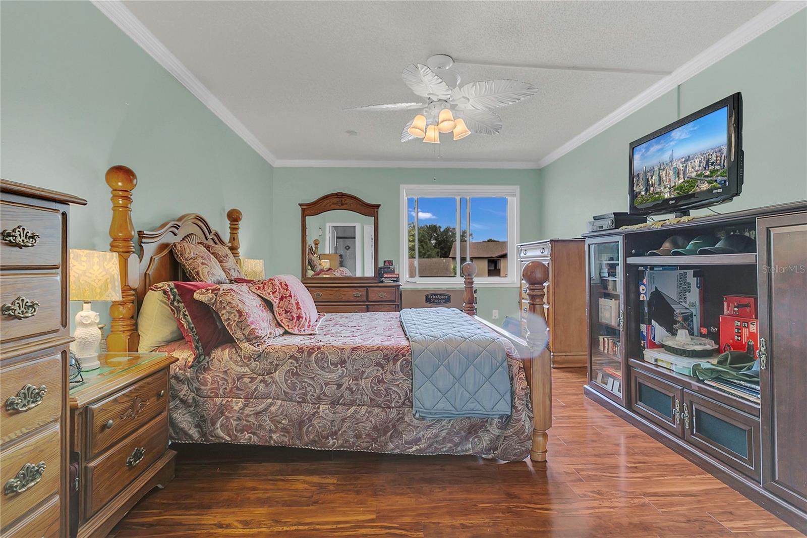 Image 18 of 32 For 516 Bahia Circle B
