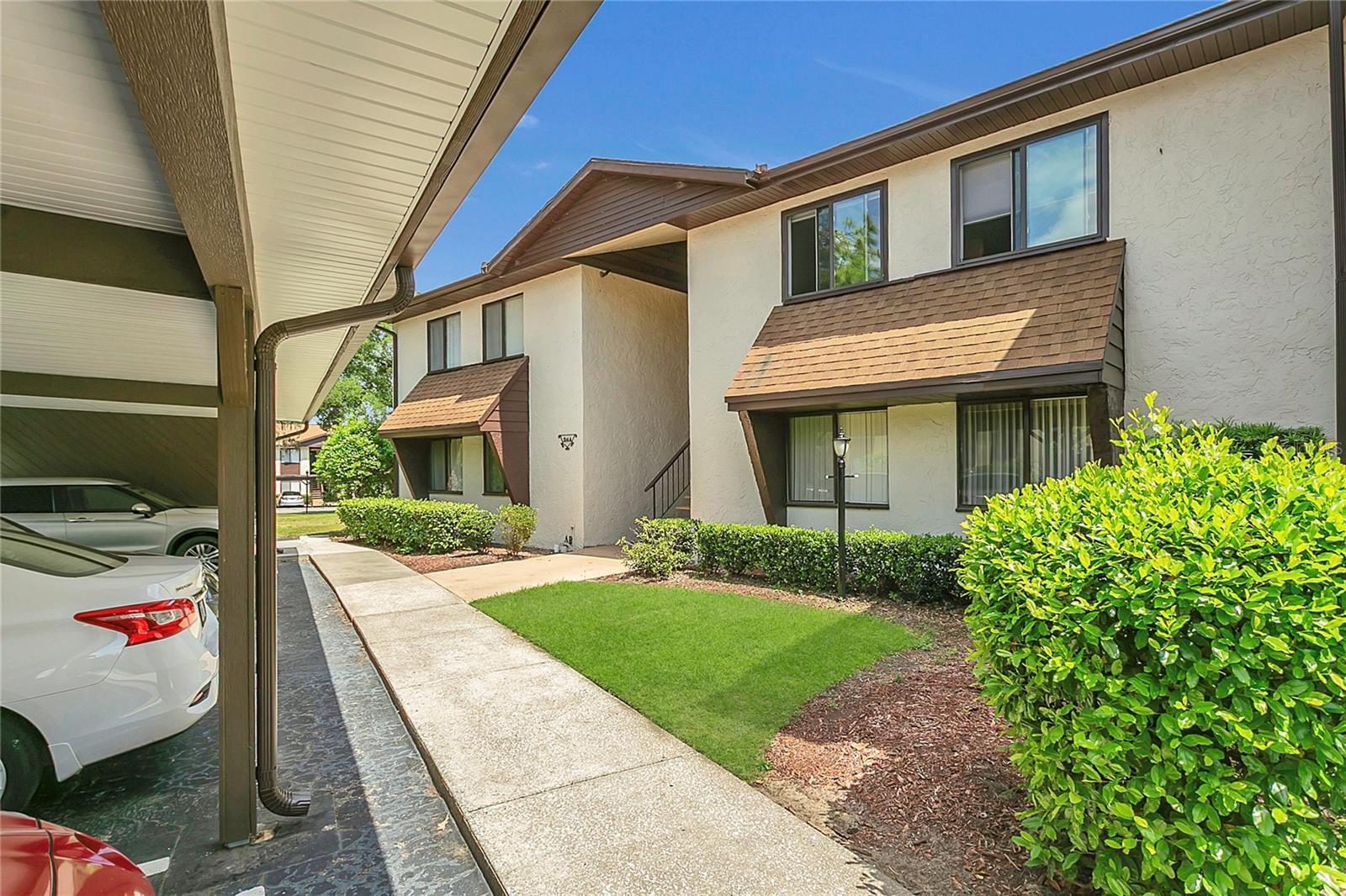 Image 23 of 32 For 516 Bahia Circle B
