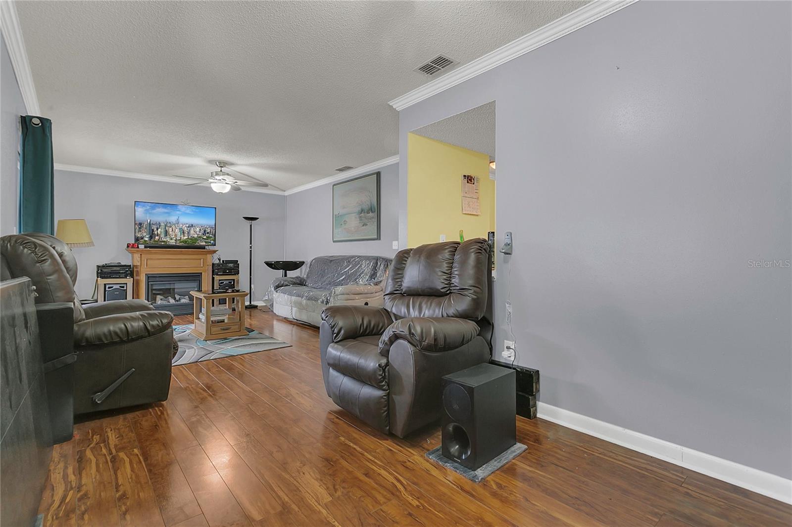 Image 24 of 32 For 516 Bahia Circle B