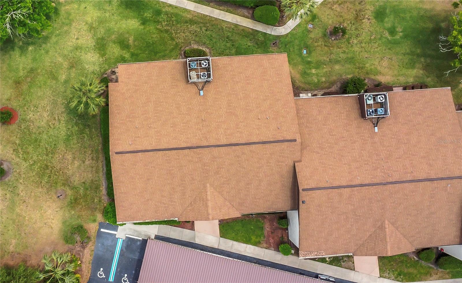 Image 7 of 32 For 516 Bahia Circle B